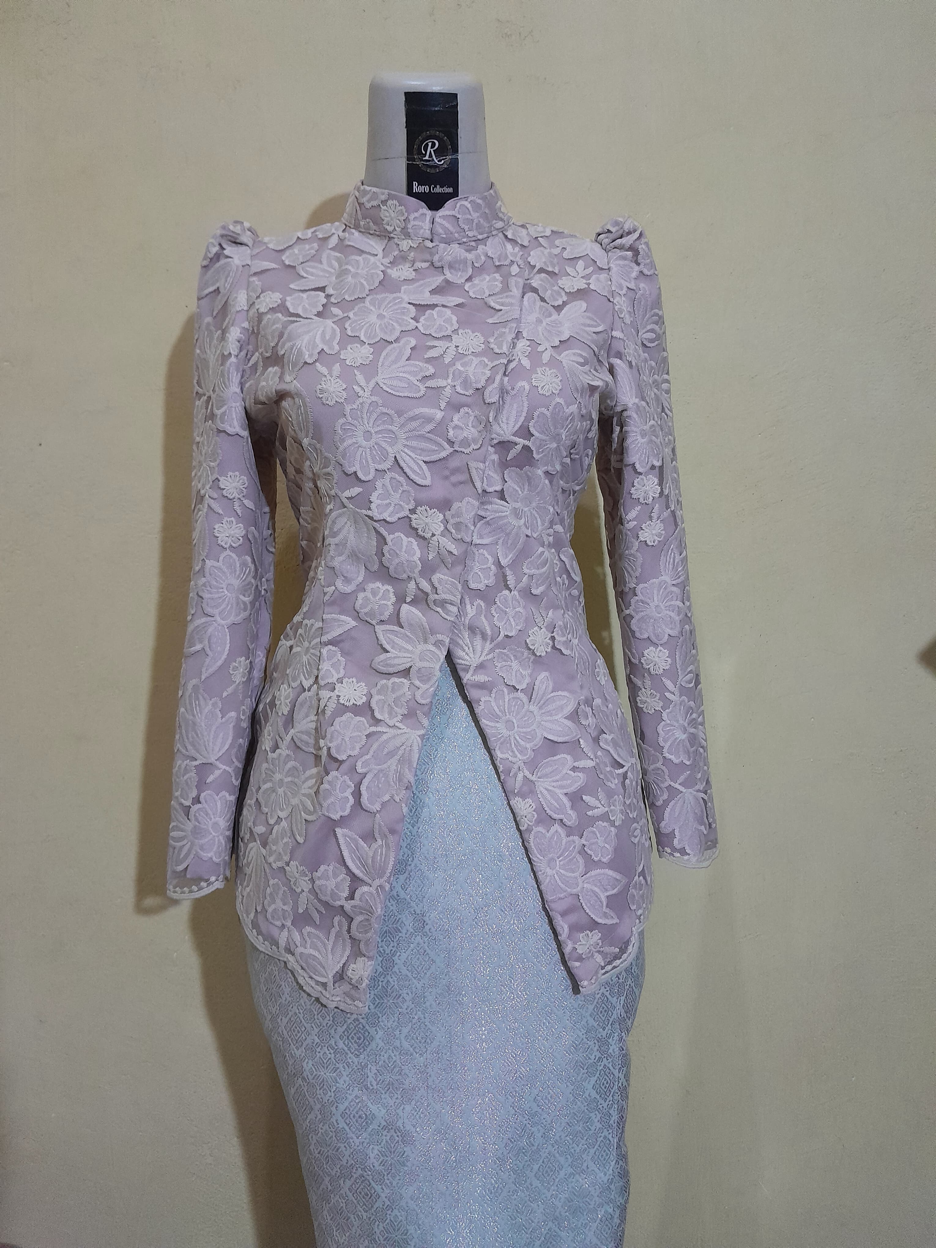 Koleksi busana RORO COLLECTION 22